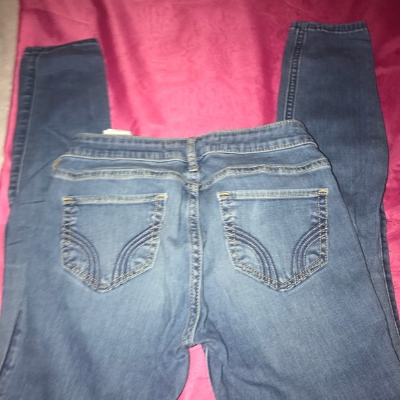 Hollister jeans - Picture 2 of 3